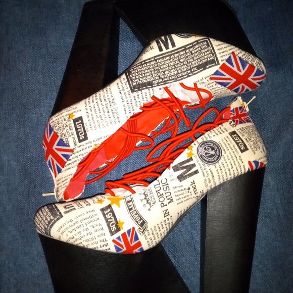 ( RARE !) MONA MIA DYNAMO UK FLAG PRINT  Sculptural Cutout Wedge Booties - Picture 8 of 8